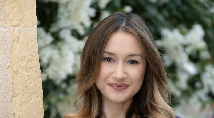 PR Strategist Jo Caruana Teams Up with UK Digital Expert for 2025 Marketing Trends Webinar