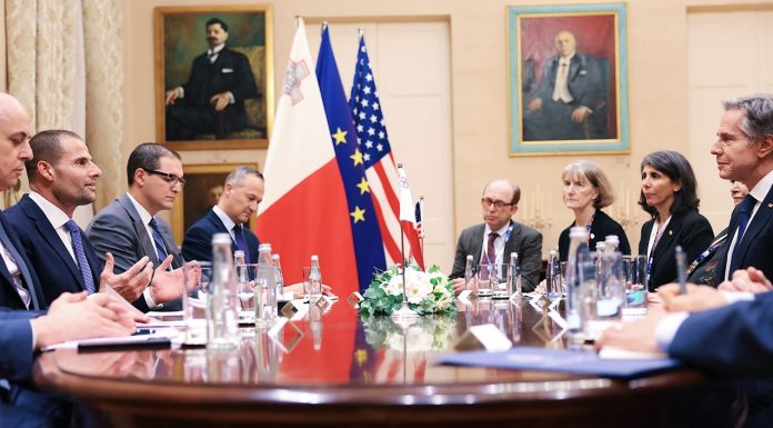 The importance of dialogue in the face of geo-political challenges – Prime Minister Robert Abela in a meeting with US Secretary of State Antony J. Blinken at Castille