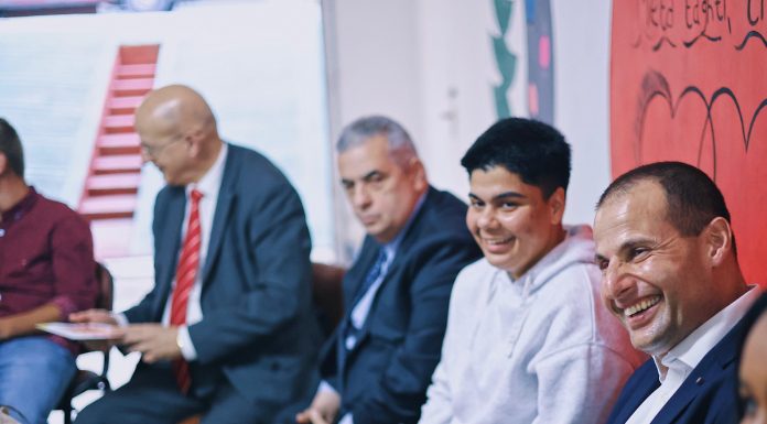 Prime Minister Robert Abela visits a residence for children and youth managed by the FSWS