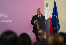 Discussions on the Social Plan for Families