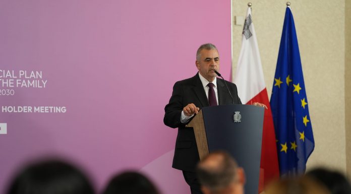 Discussions on the Social Plan for Families