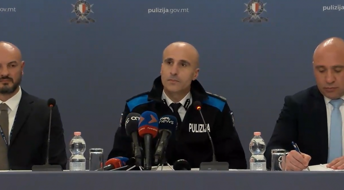 Eight arrested in connection with drugs theft from army barracks in Safi