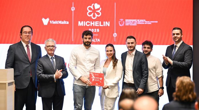 Deputy Prime Minister Ian Borg presents the 2025 MICHELIN Awards to 43 restaurants
