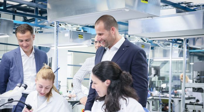 Prime Minister Robert Abela meets with workers at Mosta Technopark