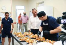 Prime Minister dines with residents and staff of the Santa Marija Community Rehabilitation Centre