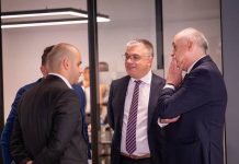 Servizz.gov extends opening hours by more than 450 hours per month.