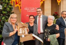 From the Heart of the Elderly: An initiative for the elderly in active aging centers to design official Christmas cards