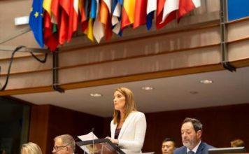 EP President Roberta Metsola commemorates victims of 2015 Paris attacks