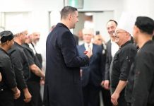 Deputy Prime Minister Borg meets hospitality workers ahead of Christmas and New Year celebrations