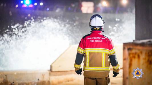 Civil Protection search and rescue operation at Paradise Bay
