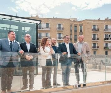 Works underway on the lift between Marsamxett and Mandraġġ