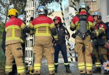 Residents rescued from apartment block fire