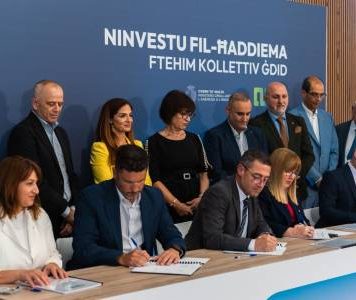 Two collective agreements signed for ARMS Ltd workers
