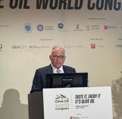 Minister Anton Refalo addresses the opening of the World Olive Oil Congress in Lisbon