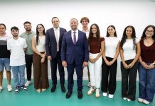 During a visit to Gozo, Prime Minister Robert Abela met with young people within the Gozo University Group and visited the Ramla Valley Olive Grove agricultural enterprise.