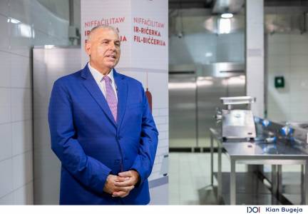 Minister for Agriculture, Fisheries and Food Supply, Anton Refalo, inaugurated a new experimental kitchen facility for research and small-scale processing at the Public Abattoir.